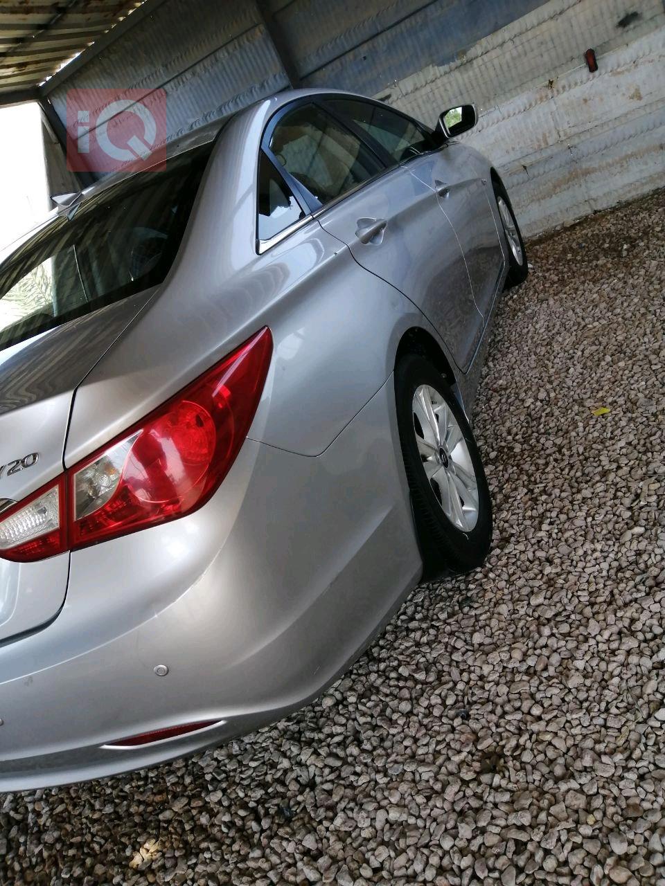 هیۆندای سۆناتا